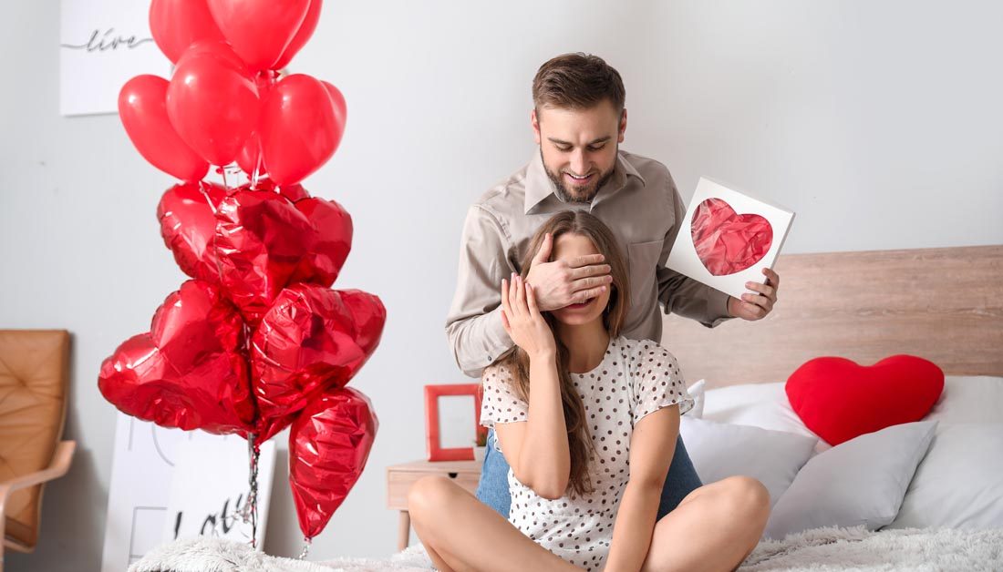 Valentinstags-Sprüche & Grüße ▷ Kurze  lustige & liebe Sprüche zum Valentinstag für Partner & Freunde