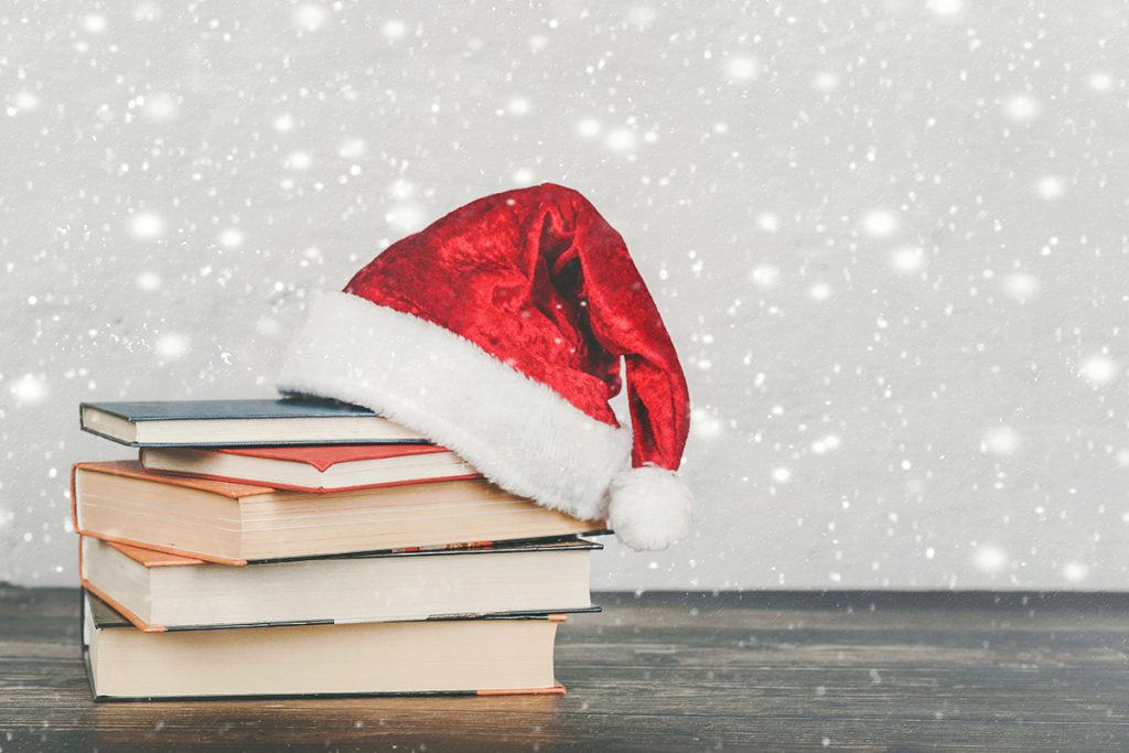 Bücher eignen sich ebenso sehr gut als Geschenk zu Weihnachten.