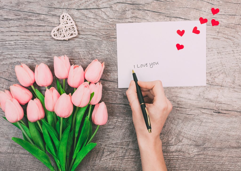 Einen Liebesbrief zu schreiben ist einfacher als gedacht, wenn man weiß woraus es ankommt.