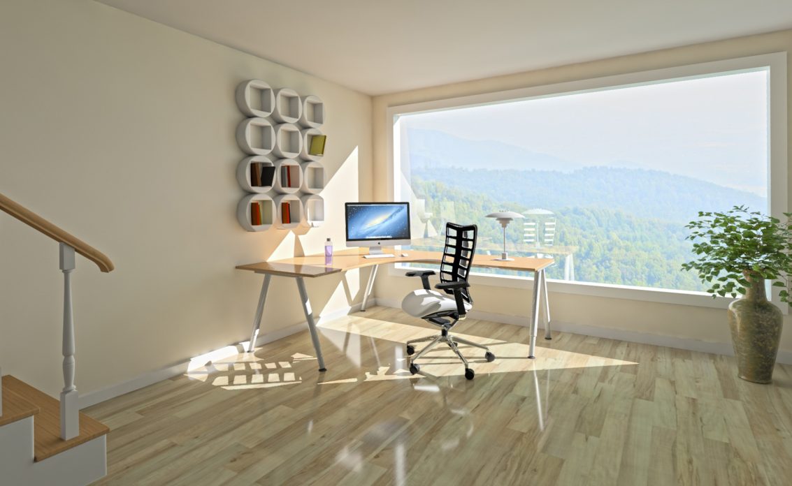 Schreibtisch mit Panoramablick – Arbeitszimmer in modernem Wohnhaus mit Panoramafenster...