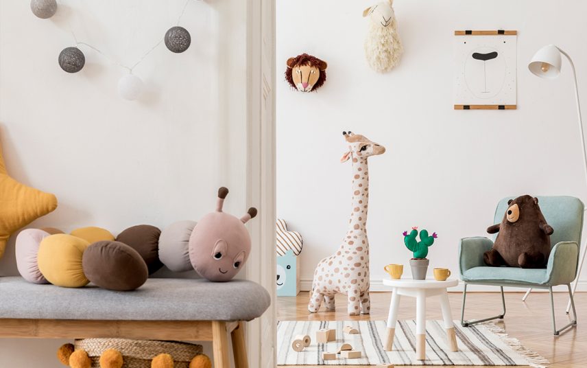 Babyzimmer oder Kinderzimmer Idee im Landhausstil mit Babywiege & Kommode